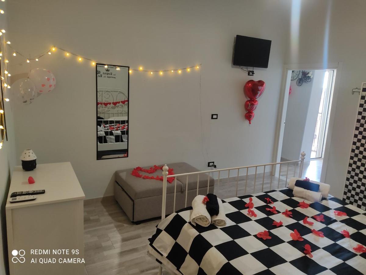 Scacco Matto Holiday House Taranto Eksteriør bilde