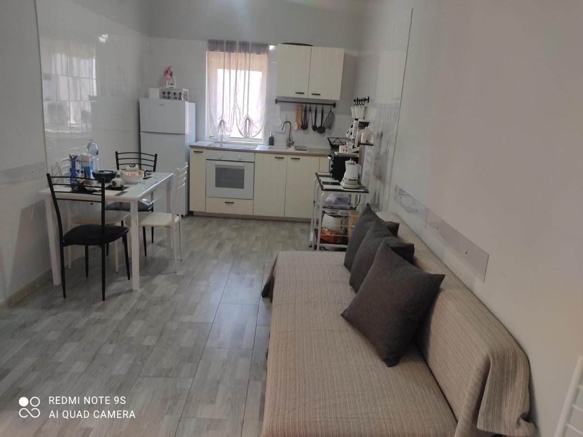 Scacco Matto Holiday House Taranto Eksteriør bilde