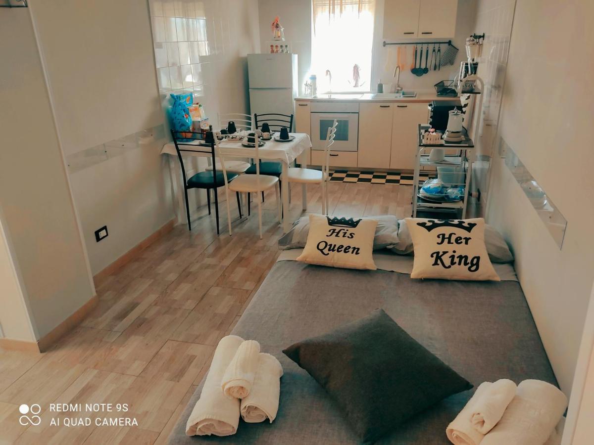 Scacco Matto Holiday House Taranto Eksteriør bilde