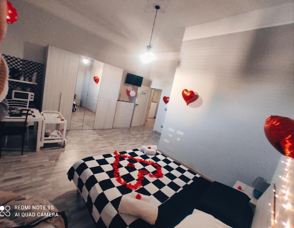 Scacco Matto Holiday House Taranto Eksteriør bilde